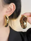 Gold Asymmetric Pair