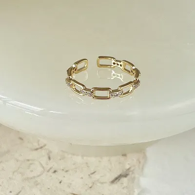 Women Fashion Butterfly Hollow Square Pearl Opening Ring