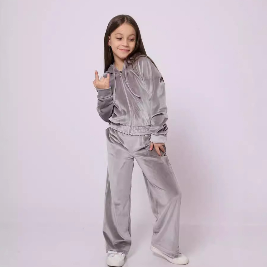 NIKE ナイキ ジュニア キッズ 子供 トレーナー YTH ガールズ NSW
