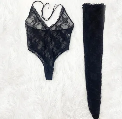 Women Sexy Deep V Halter Neck Lace Bra Sets with Stockings