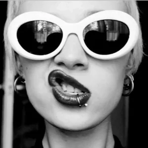Fashion Hip Hop Oval Sunglasses Strong PC Frame AC Lens
