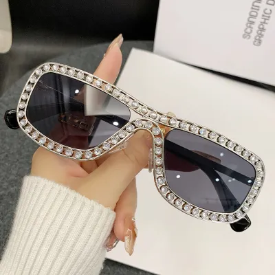 Fashion Men'S And Women'S Square Rhinestone Sunglasses With AC Lens