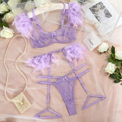 Women Sexy Feather Decorated Lingerie Bra Set