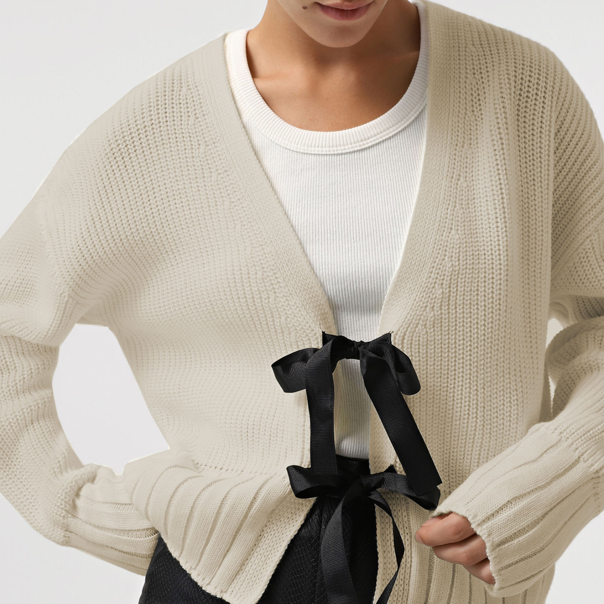 Wholesale Autumn Winter Women Fashion Bow Cardigan Long Wholesale Autumn Winter Women Fashion Bow Cardigan Long