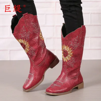 Plus Size Vintage Ethnic Embroidered PU Boots Solid Color Horseshoe Heel Round Toe Rubber Sole Women