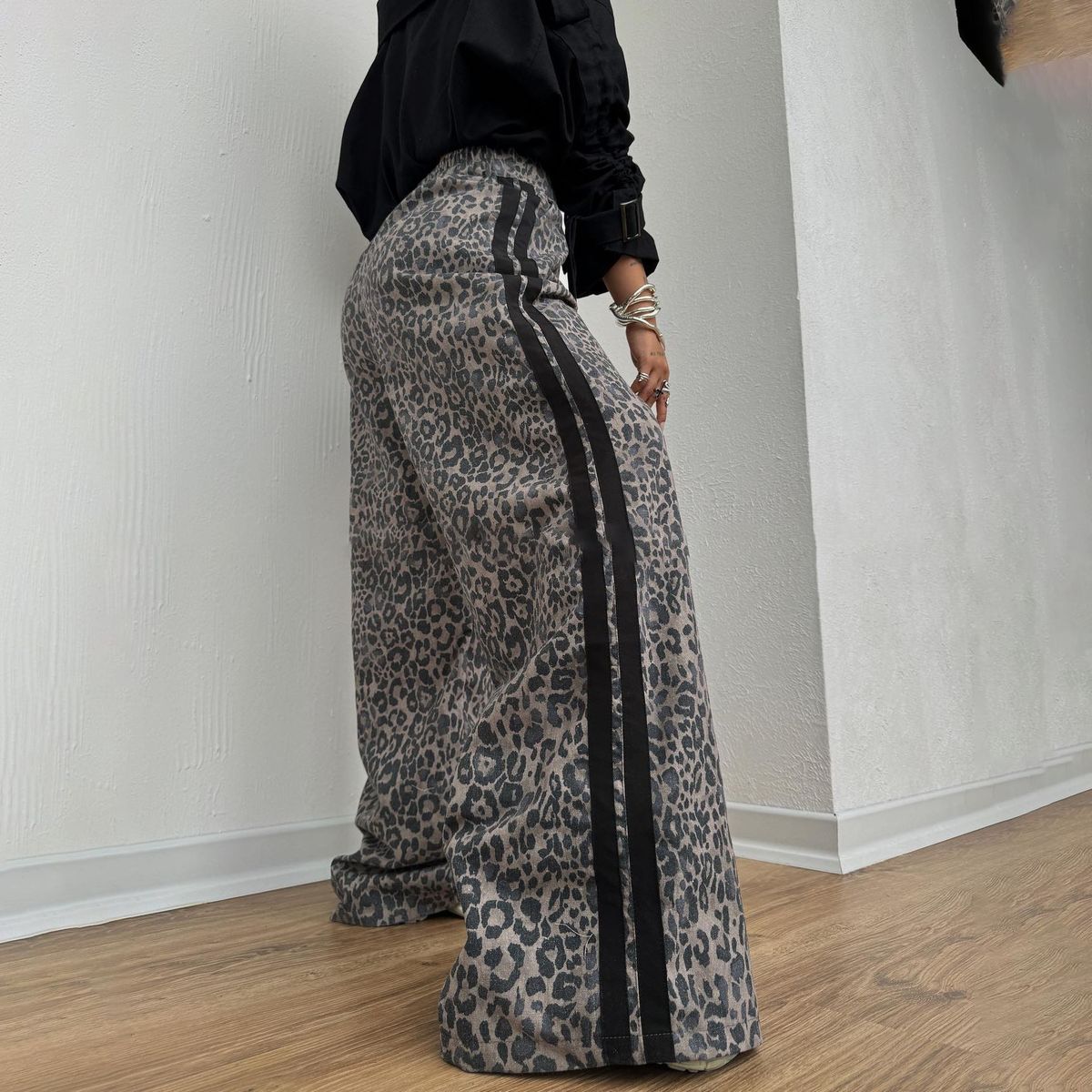 DENHAM - DENHAM LEOPARD BLK PANTS Sサイズの通販 by まとめて