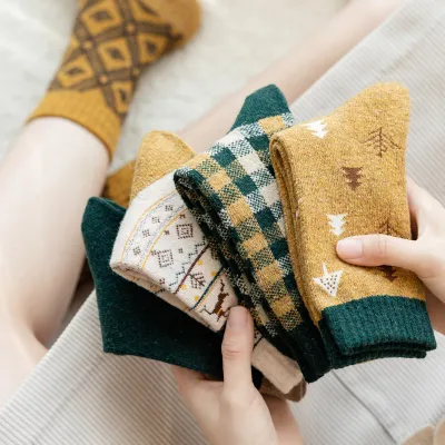 Autumn Winter Women Fashion Thick Warm Geometric Diamond Plaid Socks