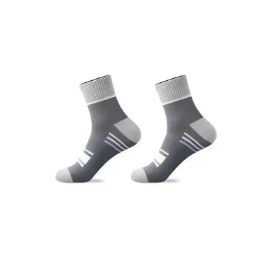 Men Simple Color Matching Stripe Breathable Sweat-Absorbent Tube Socks