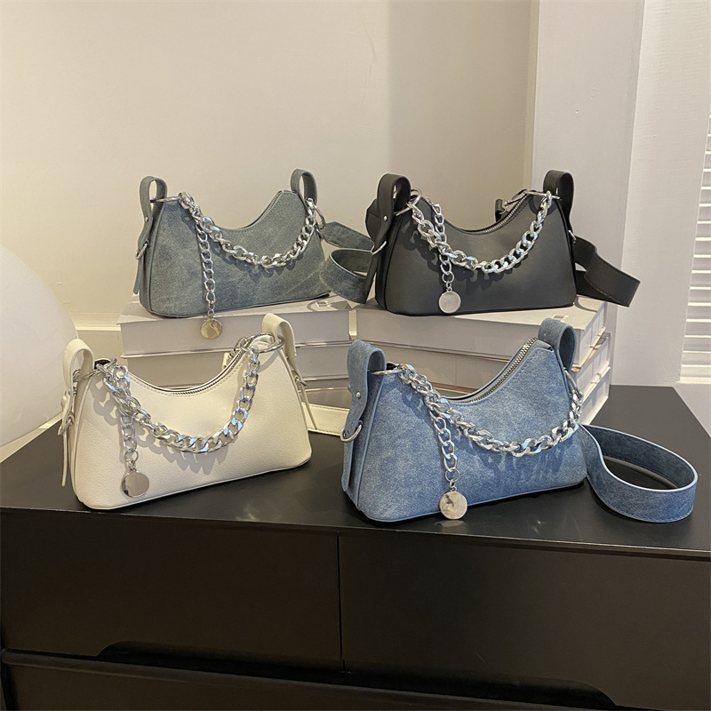 Wholesale Simple And Fashionable Chain Shoulder Bag Wholesale Simple And Fashionable Chain Shoulder Bag