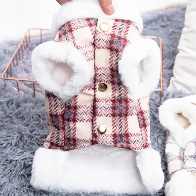 Tragable Plaid Fleece-Lined Pet Vest for Autumn Winter