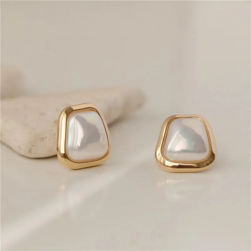 Geometric Box Pearl Stud Earrings Temperament Sweet Cool