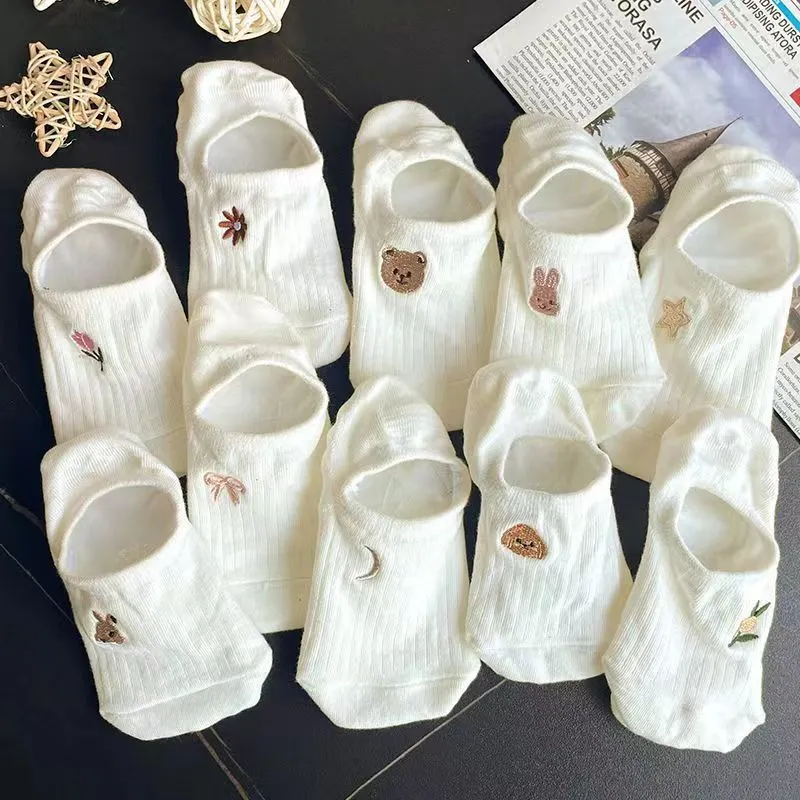 Women Fashion Cute Floral Bow Rabbit Embroidered Silicone Non-Slip Socks