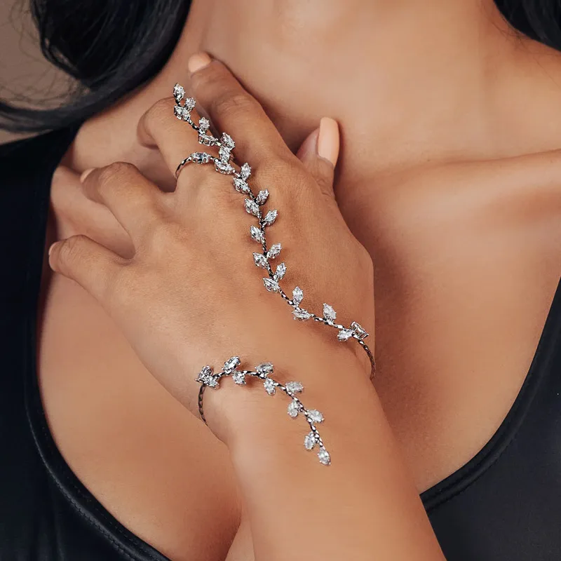 Women Fashion Simple Full Diamond Leaf Finger Bracelet