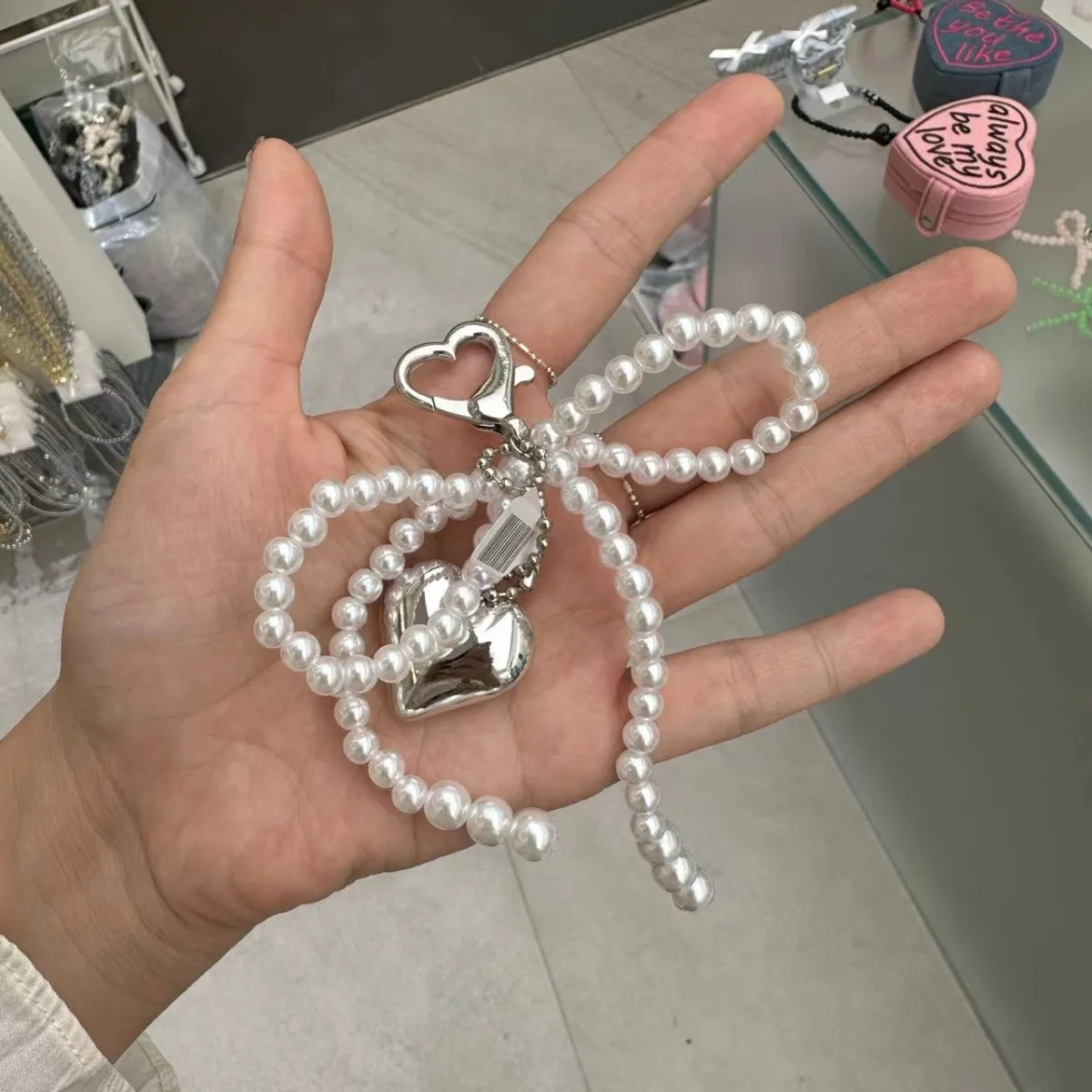 Women Simple Cute Pearl Bow Heart-Shaped Key Chain Pendant Alloy Fresh Sweet Keychain