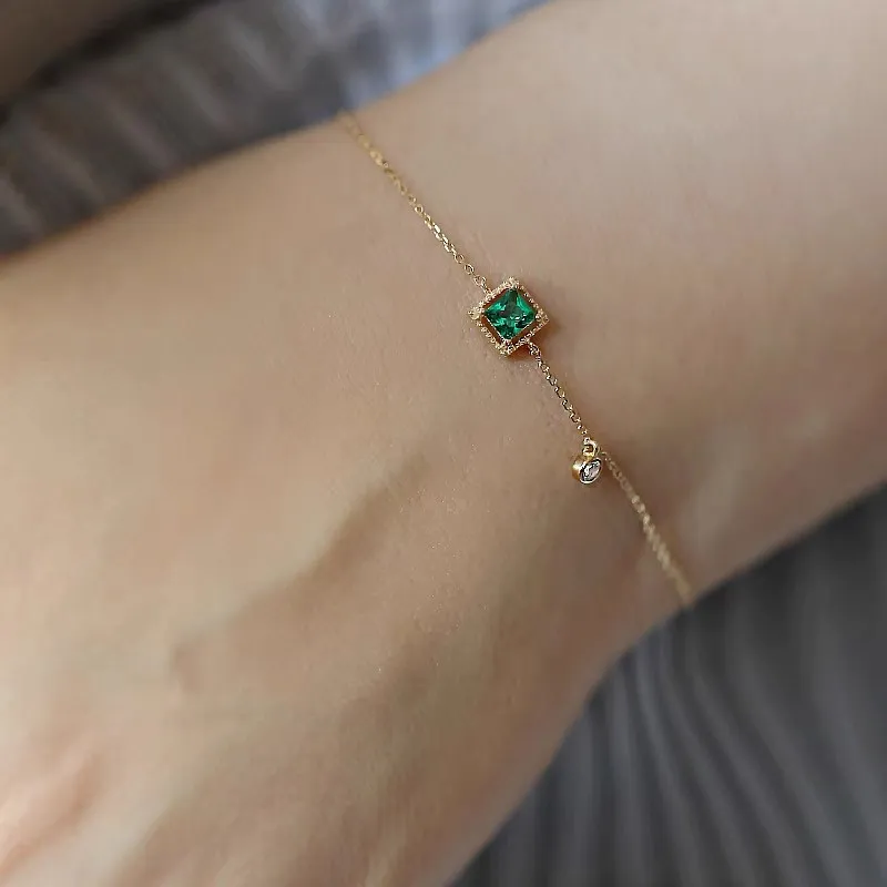 Women's Fashion Simple 925 Silver Emerald Zircon Bracelet Geometric Light Luxury