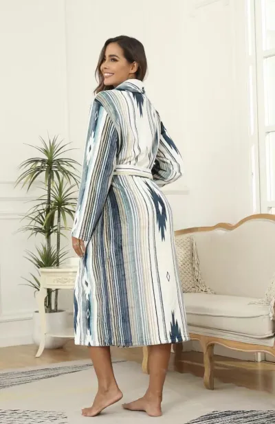 Women's Casual Rainbow Star Python Print Flannel Long Sleeve Nightgown