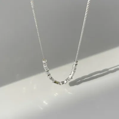 Women's Fashion Simple Moonstone Pearl Pendant Necklace