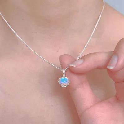 Women's Fashion Simple Moonstone Pearl Pendant Necklace