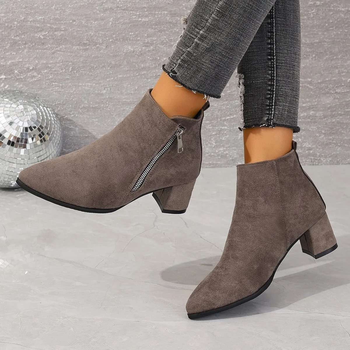 Women Vintage Suede Ankle Boots with Side Zipper