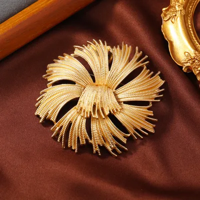 Palace Tassel Corsage Floral Women Retro Firework Brooch