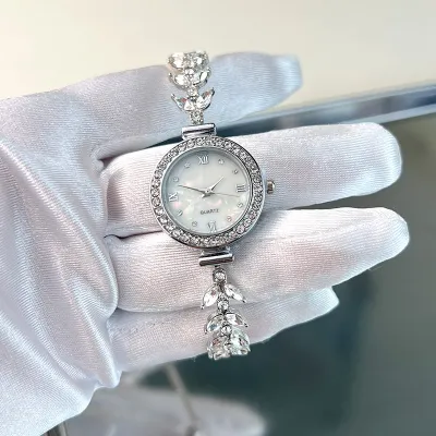 Women Fashion Roman Numerals Round Dial Diamond Pull-Out Bracelet Watch