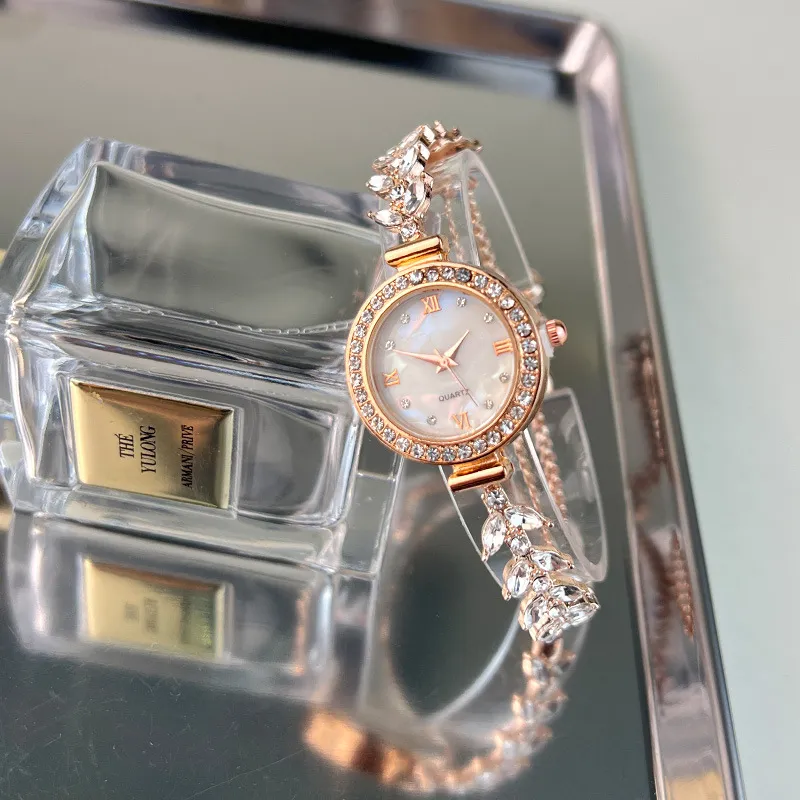 Women Fashion Roman Numerals Round Dial Diamond Pull-Out Bracelet Watch