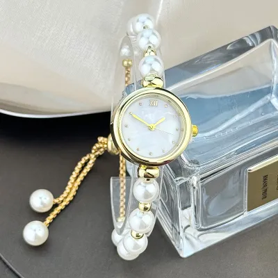 Women Fashion Round Dial Pearl Pull Bracelet Watch