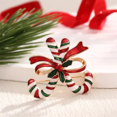 Christmas Fashion Enameled Alloy Metal Brooch Small Fresh Sweet