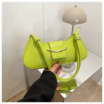 Fashion Solid Pillow Shape PU Shoulder Underarm Bag with Zipper Medium Hardness