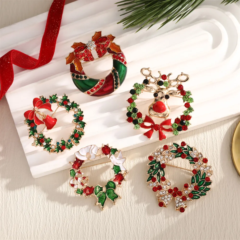 Christmas Elk Round Corsage Diy Cartoon Pin Brooch