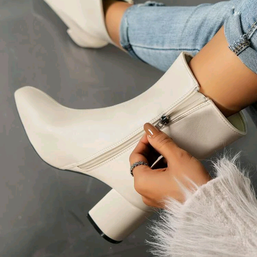 ブーツその他 Agl Curvy Ankle Boots In Chalk Color Leather Wholesale Women Fashion Solid Color High Heel Ankle Boots