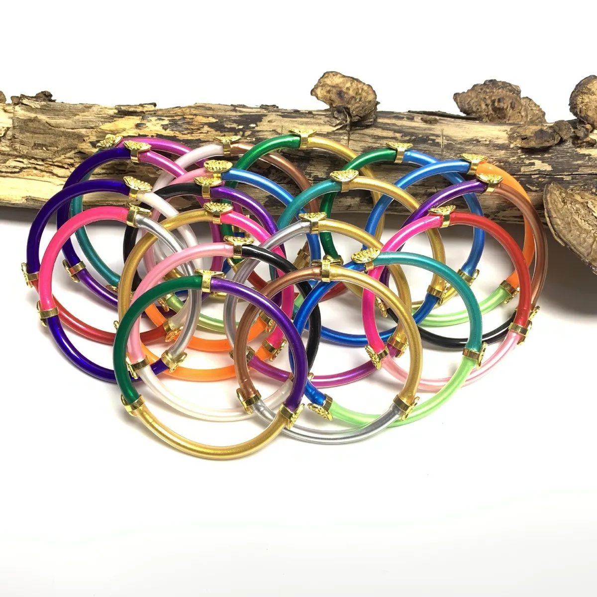 Dopamine Color Electroplated Alloy Buckle Bangle