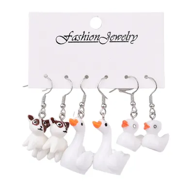 Sweet Cool Style Acrylic Earrings Women Fun Cartoon Butterfly Frog Strawberry Yellow Duck Earrings