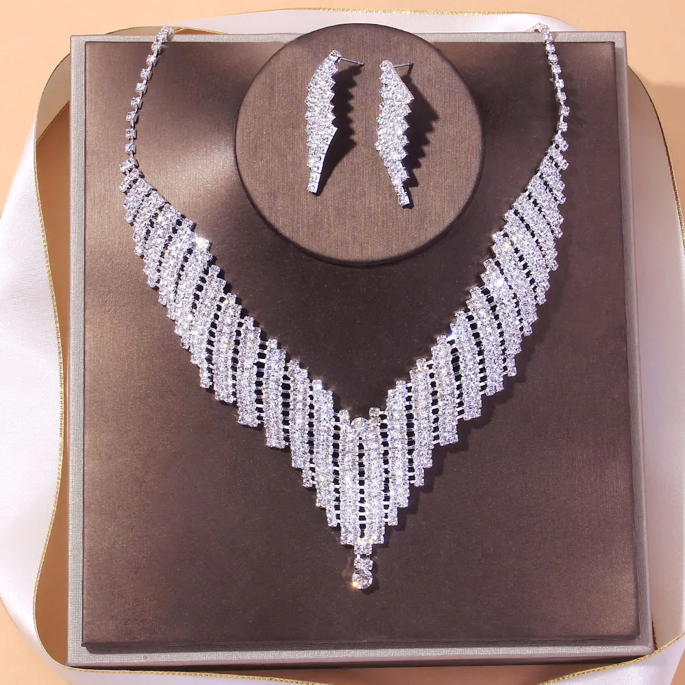 Women Fashion Simple Rhinestone Bride Necklace Earrings Jewelry Set