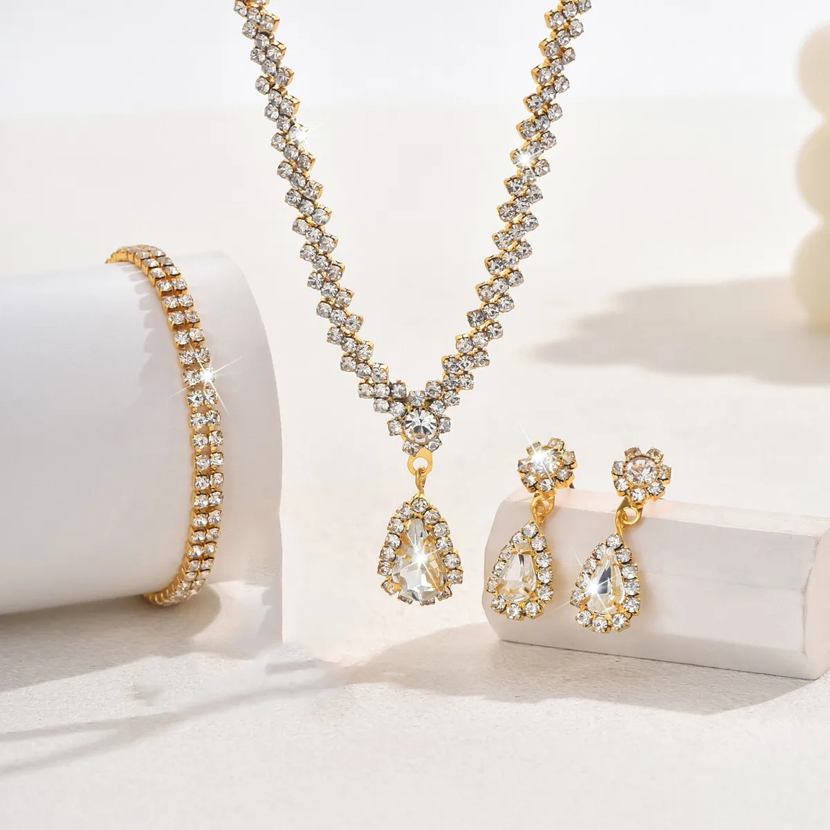 Metal Rhinestone Necklace Earrings Two-Piece Set for Wedding Bridal Party