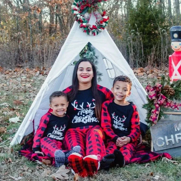 Christmas Deer Print Round Neck Plaid Family Pajamas Set