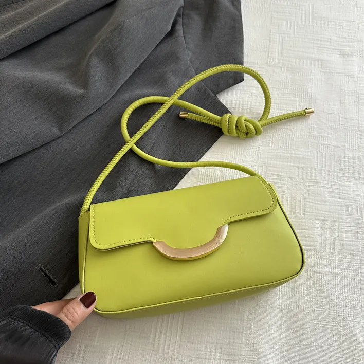 Simple Solid Color Small Square PU Shoulder Bag with Magnetic Buckle