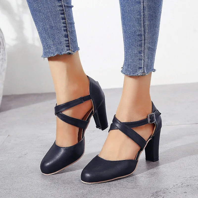 Vintage Simple Thick Heel Pumps Round Toe PU