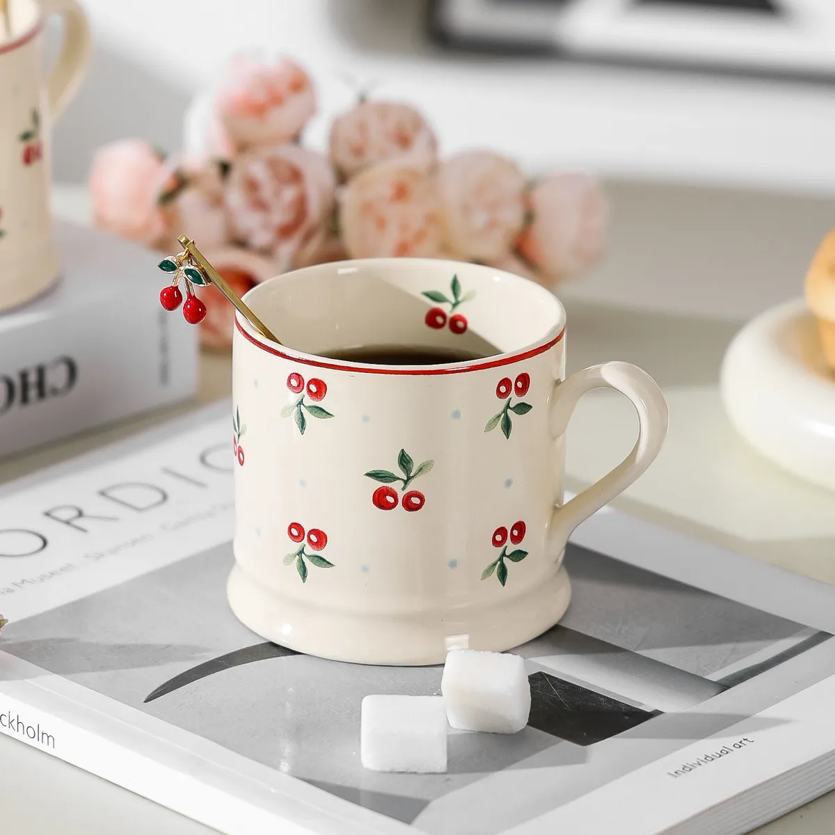 Fashion Household Cherry Pattern White Porcelain Ceramic Mug Cup with Handle Microwave Safe