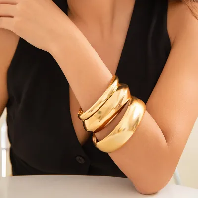 Women Geometric Arc Exaggerated Open Bracelet