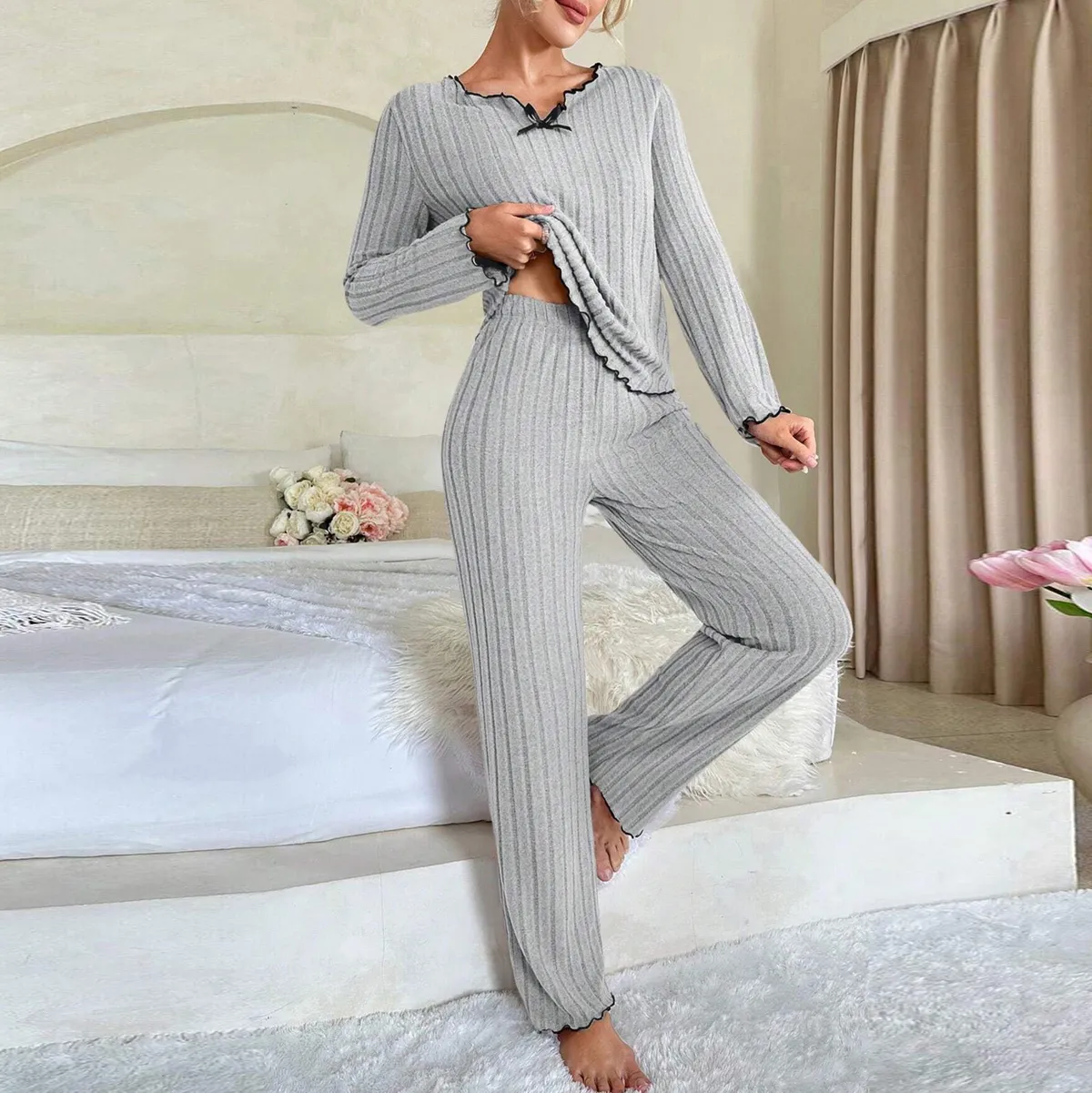 Women Casual Solid Color Wood-Ear Pajamas Two-Piece Set