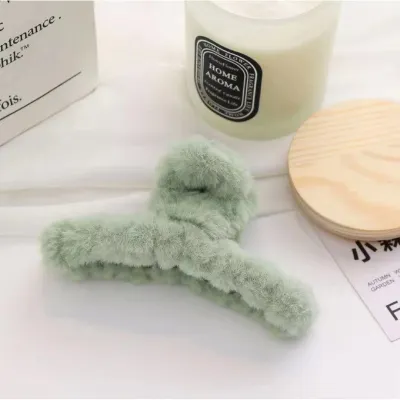 Women Simple Solid Color Large Plush Hair Grab Clip