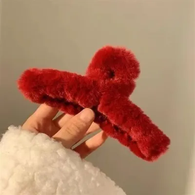 Women Simple Solid Color Large Plush Hair Grab Clip