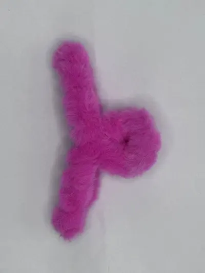 Women Simple Solid Color Large Plush Hair Grab Clip