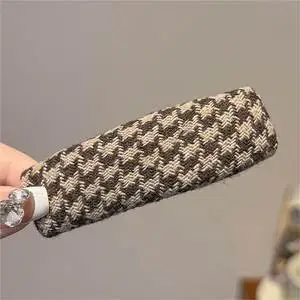 Women Winter Elegant Houndstooth Hair Clip