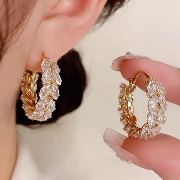 Exquisite Rhinestone Wheat Ear Circle Earrings