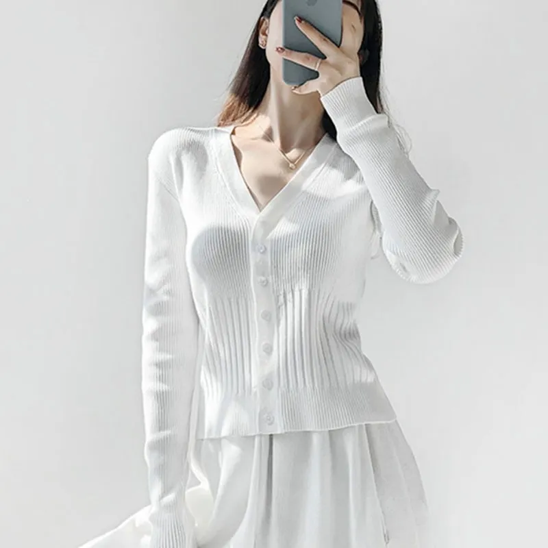 Fashion Women Single-Breasted V-Neck Cropped Cardigan Sweater