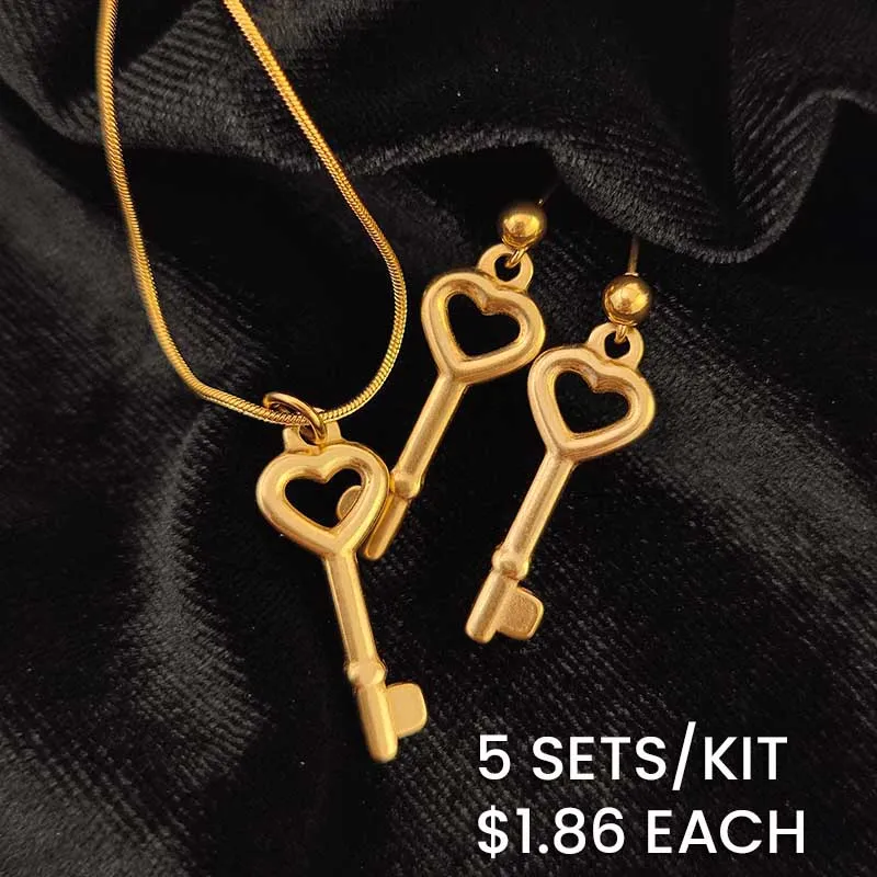 Vintage Women Stainless Steel Key Pendant Chain Necklace Earrings Set