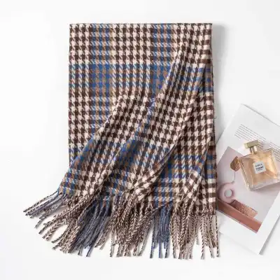 Women Contrast Color Houndstooth Scarf