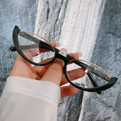 Women Fashion Metal Small PC Oval Frame Cat Eye Sunglasses